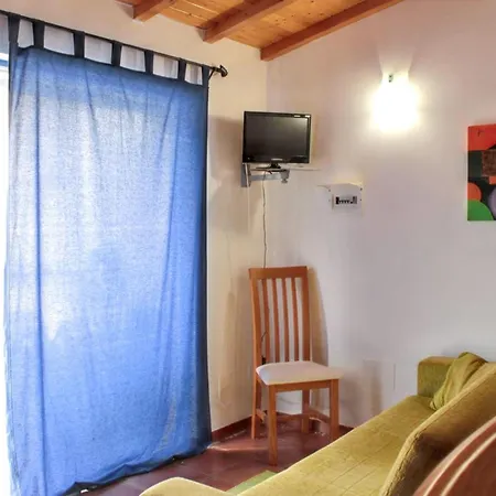 아파트 Cosy In With Shared Pool - 45 Sqm *