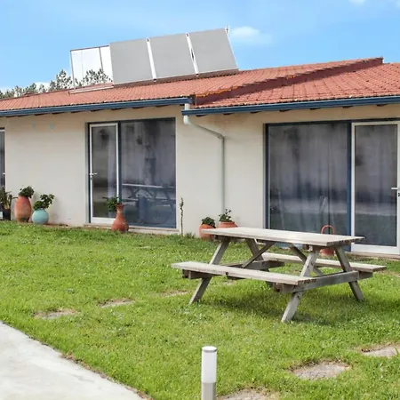 Cosy In With Shared Pool - 45 Sqm Pataias